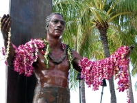 Filename=duke-kahanamoku-surfer-statue1.jpg
Filesize=197KB
Dimensions=900x675
Date added=Feb 11, 2008 duke-kahanamoku-surfer-statue1.jpg