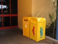 Filename=wdw_2011_animal_kingdom_conservation_station_garbage_bins.jpg
Filesize=531KB
Dimensions=959x728
Date added=Jan 28, 2011 wdw_2011_animal_kingdom_conservation_station_garbage_bins.jpg