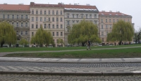 Filename=Weeping_Willows_in_Prague.jpg
Filesize=472KB
Dimensions=1400x811
Date added=Jun 27, 2013 Weeping_Willows_in_Prague.jpg